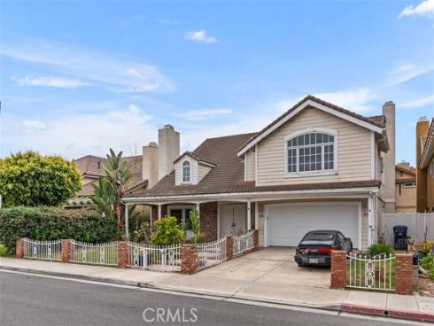 22301  Wallingford   Lane, Huntington Beach, CA