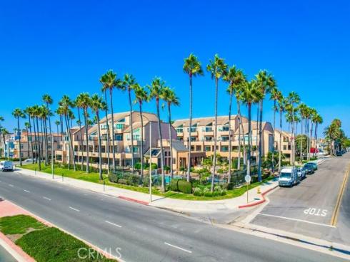 1200  Pacific Coast  424 , Huntington Beach, CA