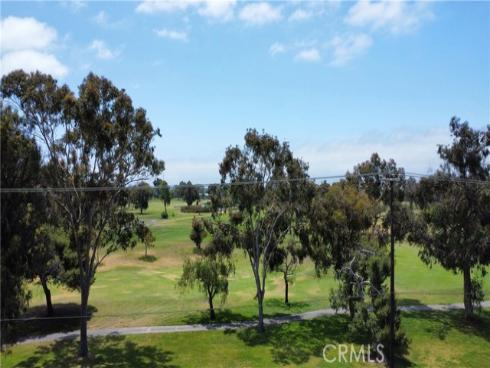 5691  Heil   Avenue, Huntington Beach, CA