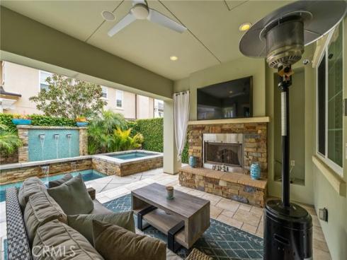 17495  Oakbluffs   Lane, Huntington Beach, CA