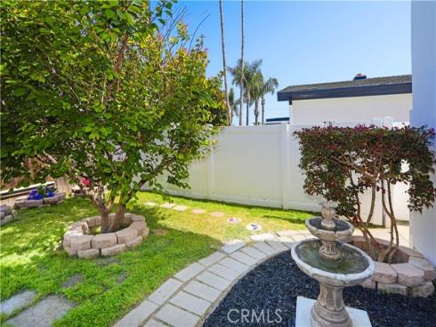 21912  Summer   Circle, Huntington Beach, CA