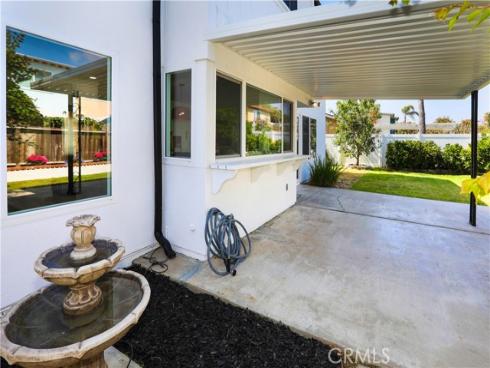 21912  Summer   Circle, Huntington Beach, CA