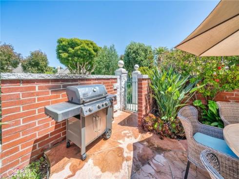 6081  Eaglecrest   Drive, Huntington Beach, CA