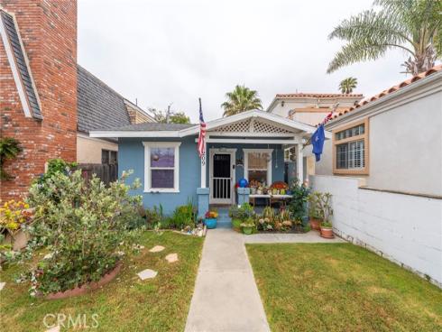 209  Detroit   Avenue, Huntington Beach, CA