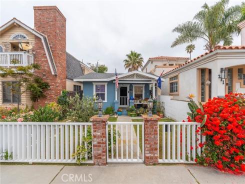 209  Detroit   Avenue, Huntington Beach, CA