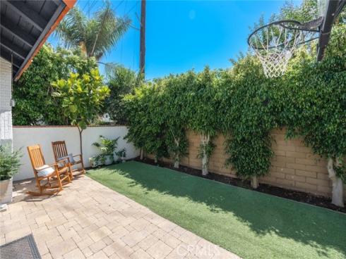 1317  Alpine   Lane, Huntington Beach, CA