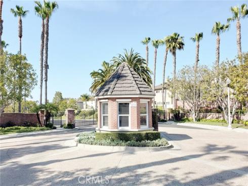 18675  Calera   Lane, Huntington Beach, CA