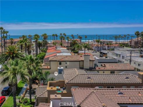 221  11th   Street, Huntington Beach, CA