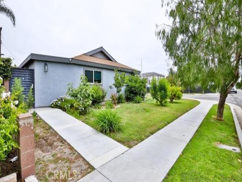 5101  Robinwood   Drive, Huntington Beach, CA