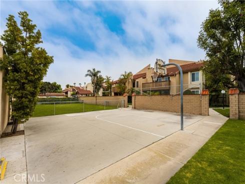 4852  Cabana  305  Drive, Huntington Beach, CA