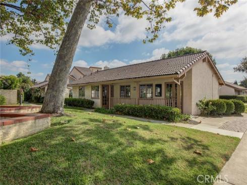 18341  Larkstone Circle  , Huntington Beach, CA