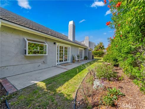 22382  Wallingford   Lane, Huntington Beach, CA