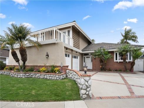 6941  Los Amigos   Circle, Huntington Beach, CA