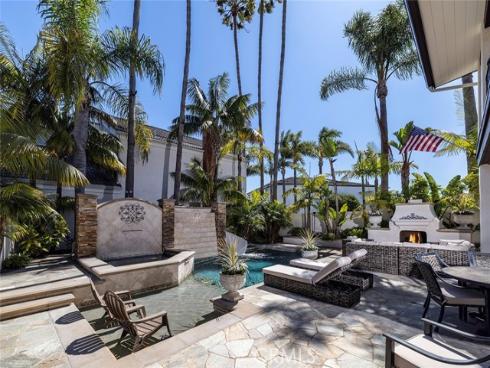 16245  Santa Barbara   Lane, Huntington Beach, CA