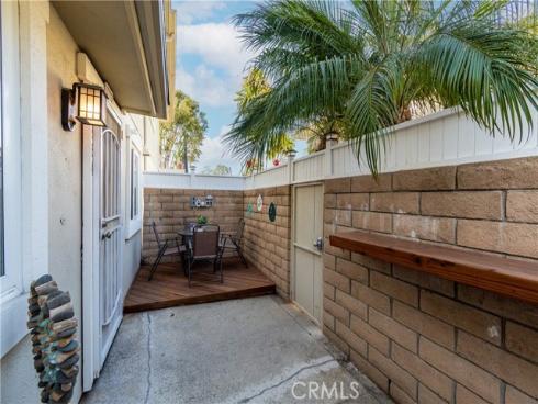 4664  Vista Bahia  27  Drive, Huntington Beach, CA