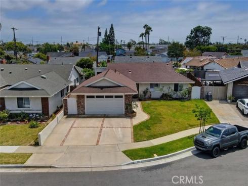 8912  Bosun   Circle, Huntington Beach, CA