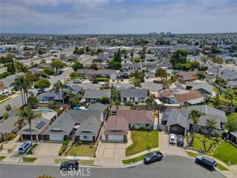 8912  Bosun   Circle, Huntington Beach, CA