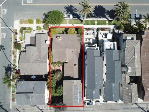 623  7th   Street, Huntington Beach, CA