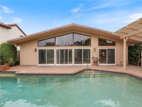 16892  Harkness   Circle, Huntington Beach, CA