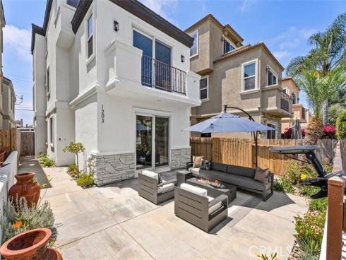 1203  Delaware   Street, Huntington Beach, CA