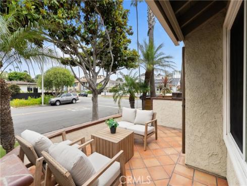 626  9th   Street, Huntington Beach, CA