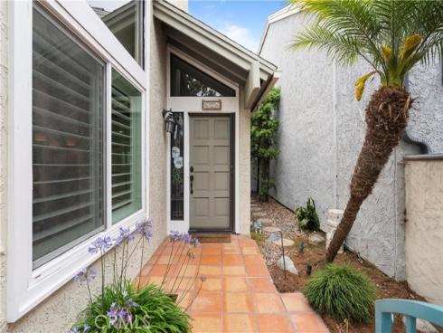 626  9th   Street, Huntington Beach, CA