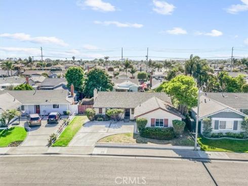 17851  Carranza   Lane, Huntington Beach, CA