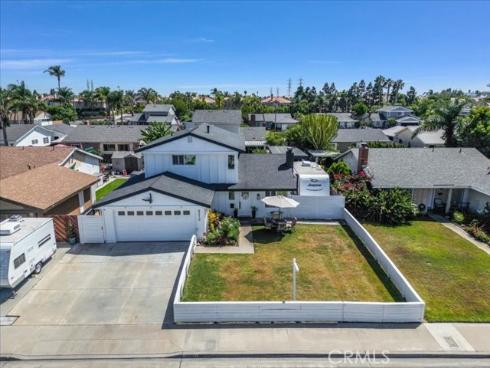 9312  Westcliff   Drive, Huntington Beach, CA