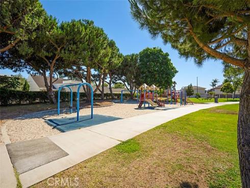 18624  Vallarta Drive  , Huntington Beach, CA