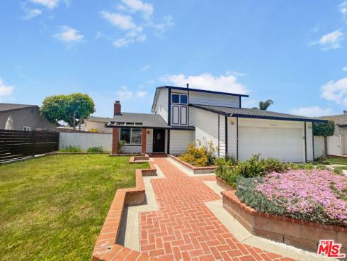 20821  Lancelot   Lane, Huntington Beach, CA