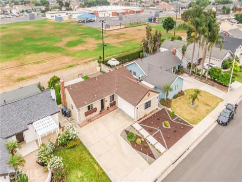 17382  Jefferson   Lane, Huntington Beach, CA