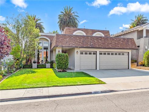 16531  Charleyville   Circle, Huntington Beach, CA