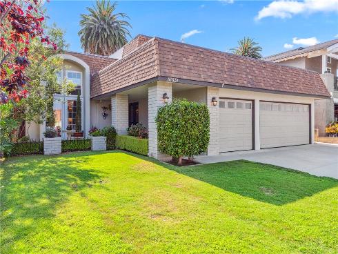 16531  Charleyville   Circle, Huntington Beach, CA