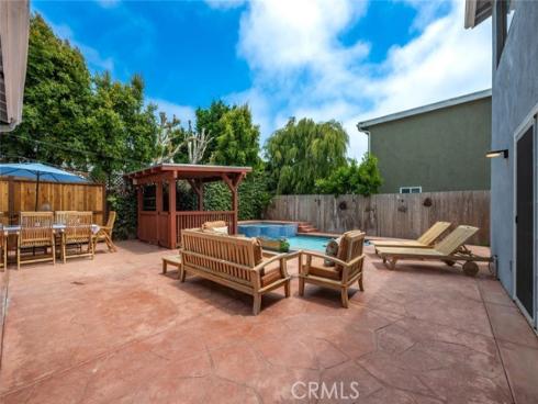 17902  Fernpoint   Circle, Huntington Beach, CA