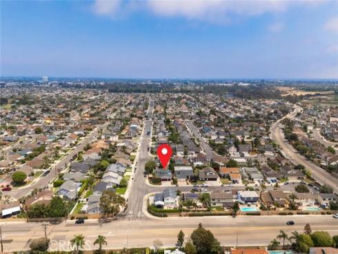 17902  Fernpoint   Circle, Huntington Beach, CA