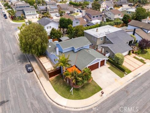 17902  Fernpoint   Circle, Huntington Beach, CA