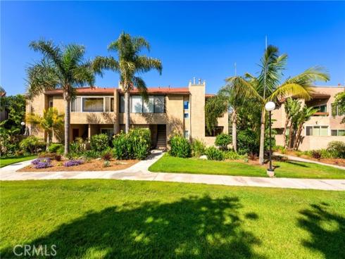 16883  Bluewater  27  Lane, Huntington Beach, CA