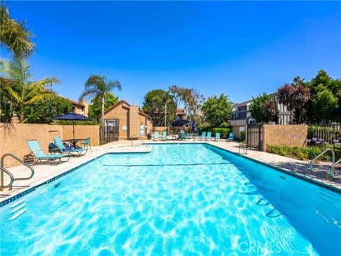 16883  Bluewater  27  Lane, Huntington Beach, CA