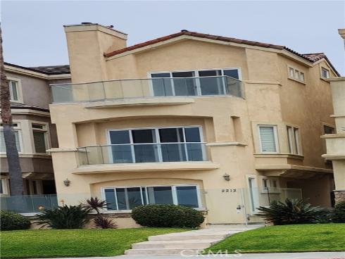 2212  Pacific Coast  , Huntington Beach, CA