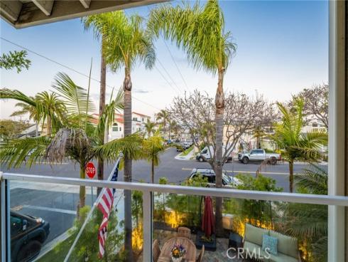 427  19th   Street, Huntington Beach, CA