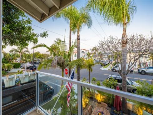 427  19th   Street, Huntington Beach, CA