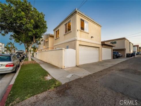 427  19th   Street, Huntington Beach, CA