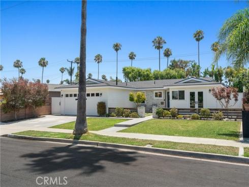 7672  Taylor   Drive, Huntington Beach, CA