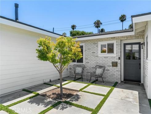 7672  Taylor   Drive, Huntington Beach, CA