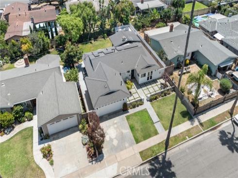 7672  Taylor   Drive, Huntington Beach, CA