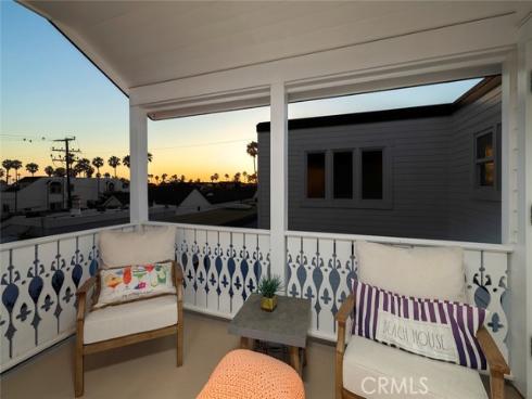 309  21st   Street, Huntington Beach, CA