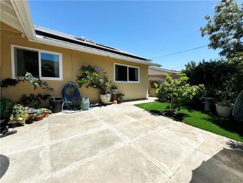 6422  Larkspur   Circle, Huntington Beach, CA