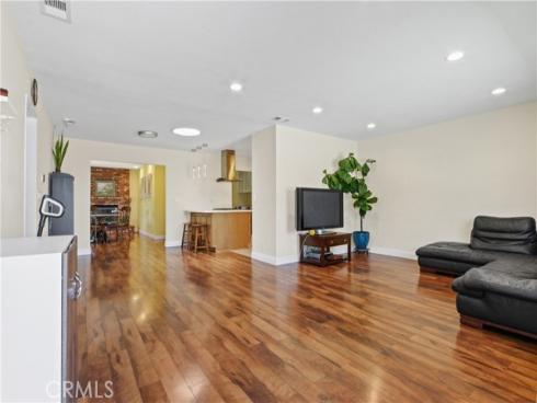 6422  Larkspur   Circle, Huntington Beach, CA