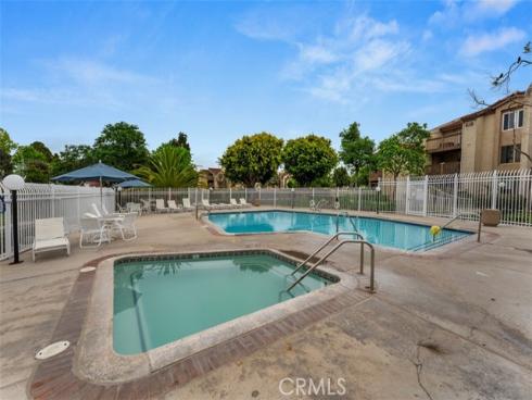 4831  Lago  304  Drive, Huntington Beach, CA