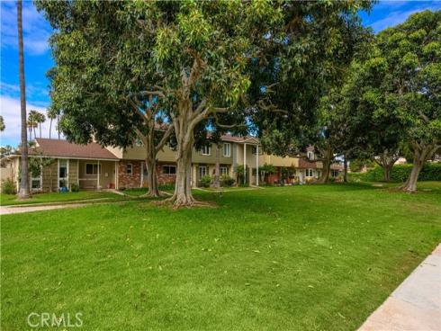 8112  Foxhall   Drive, Huntington Beach, CA